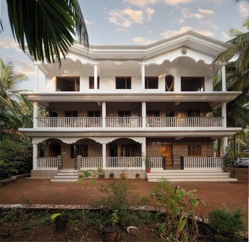 cashew garden homestay