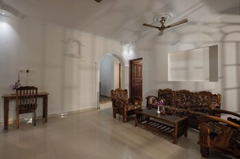 cashew garden homestay