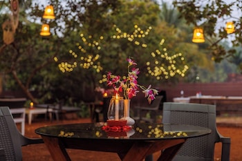 cashew garden homestay