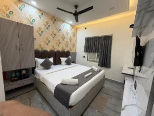 sunaina palace