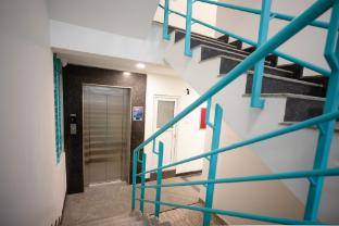 Z Express Anoop,,3 star