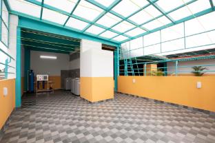 Z Express Anoop,,3 star