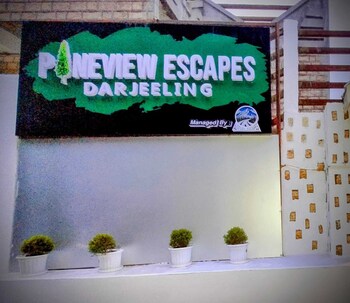 Pineview Escapes,,3 star