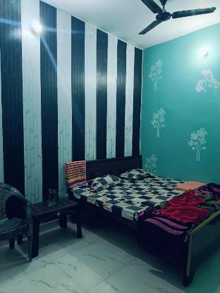 maa janki paying guest house