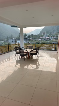 shesh besh guest house and restaurant