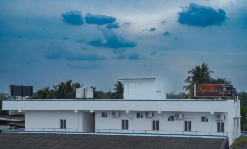 kavitha stay inn