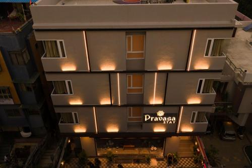 pravasa stay bapat square