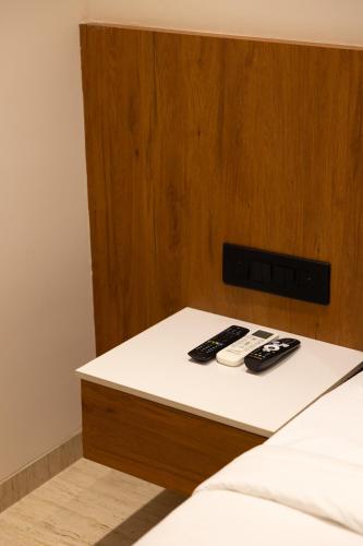 pravasa stay bapat square