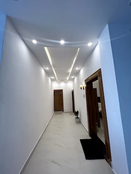 Hotel Dream Inn Khajuraho,,3 star