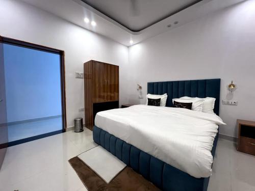 hotel dream inn khajuraho