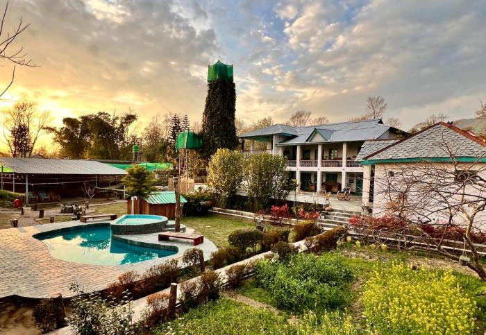 moonshine villa