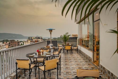 mayas manor a luxury lake view boutique hotel