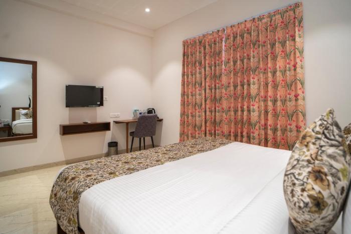 mayas manor a luxury lake view boutique hotel