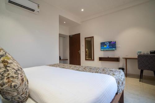 mayas manor a luxury lake view boutique hotel