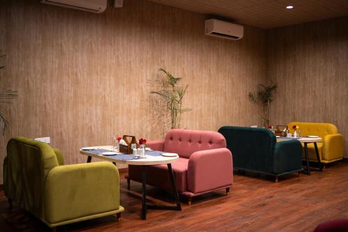 mayas manor a luxury lake view boutique hotel