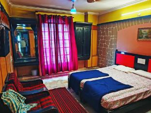 hotel nandini deluxe lodge