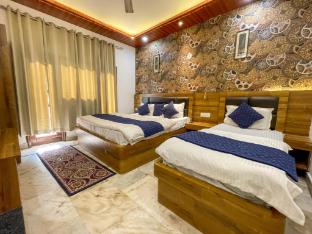 hotel chinar katra
