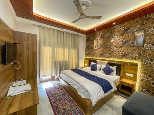 hotel chinar katra