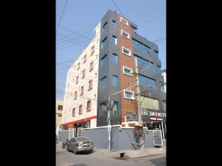 Hotel Sri Hasmitha,,3 star