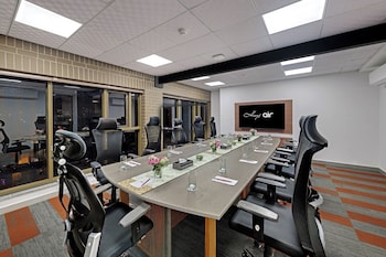 hays air by ahuja residences