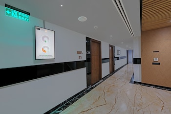 Hays Air By Ahuja Residences,,4 star