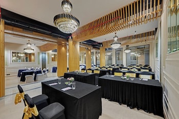 hays air by ahuja residences