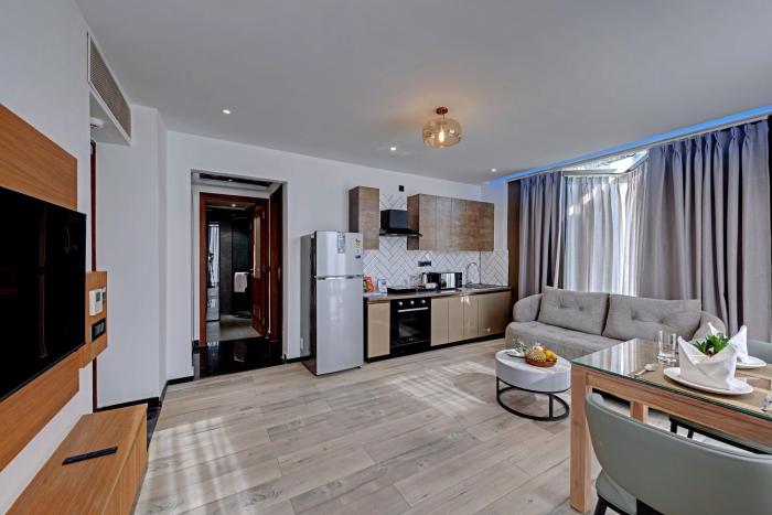 hays air by ahuja residences