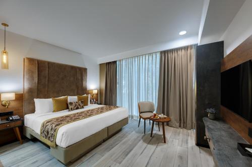 hays air by ahuja residences