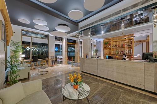 hays air by ahuja residences