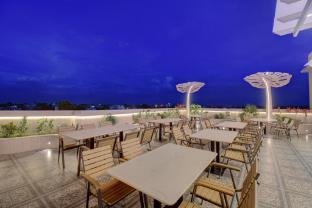 hotel warma palace