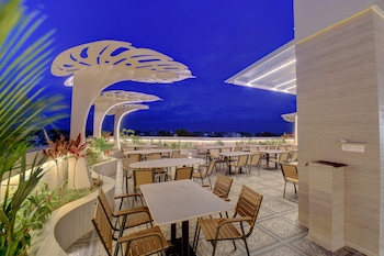 hotel warma palace