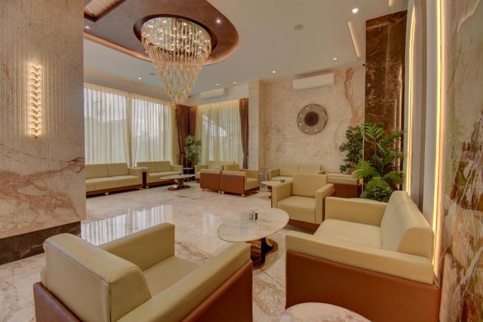 hotel warma palace