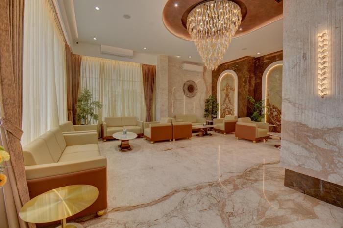 hotel warma palace