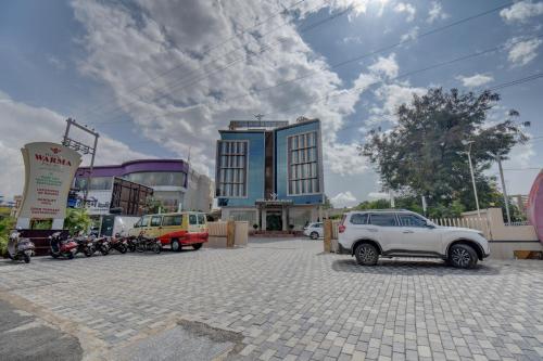 hotel warma palace