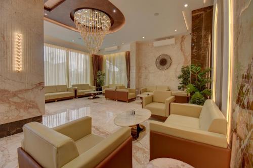hotel warma palace