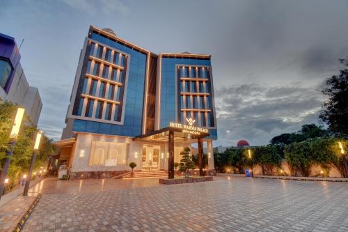 hotel warma palace