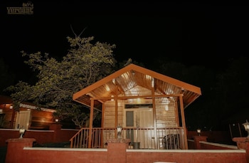 Verdant Retreat,,3 star