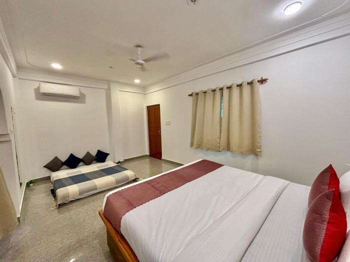 zuna stayz morjim goa