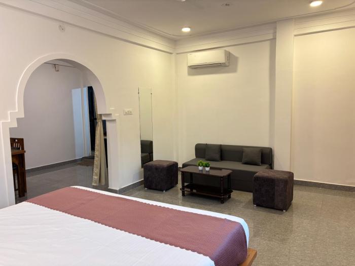 zuna stayz morjim goa