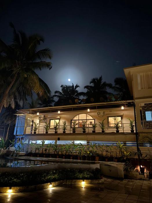 zuna stayz morjim goa