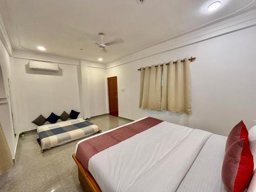 zuna stayz morjim goa