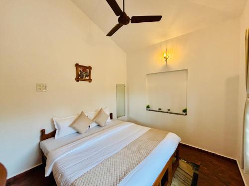 Zuna Stayz Morjim Goa,,2 star