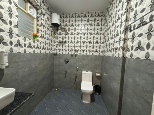 zuna stayz morjim goa