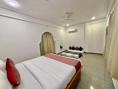zuna stayz morjim goa