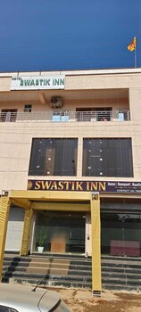 swastik inn