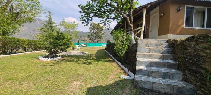 hotel vatika resorts cottages shimla