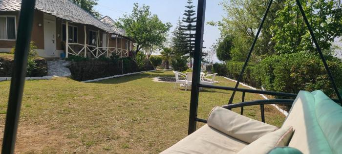 hotel vatika resorts cottages shimla