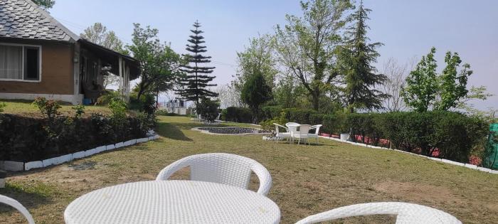 hotel vatika resorts cottages shimla