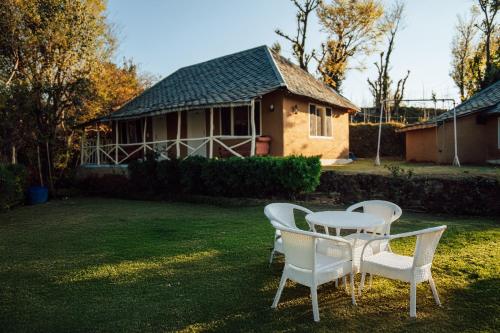 hotel vatika resorts cottages shimla