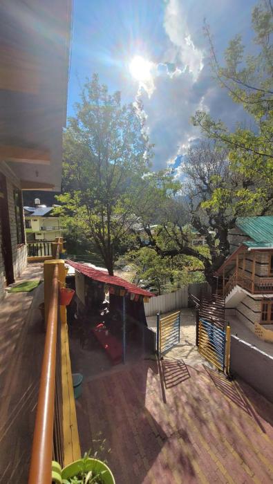 nirvana by oztel backpacker hostel